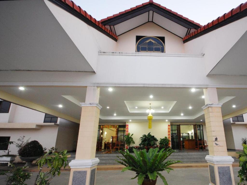 Golden Land Hotel Chiang Rai Exterior foto