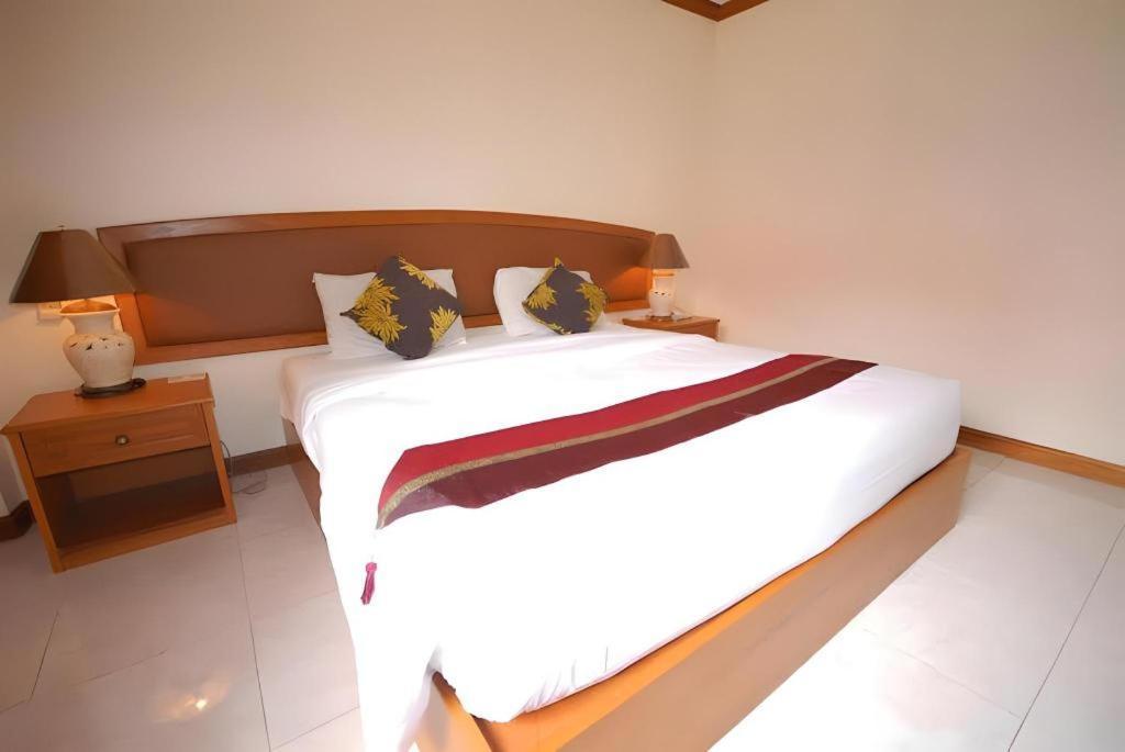 Golden Land Hotel Chiang Rai Exterior foto